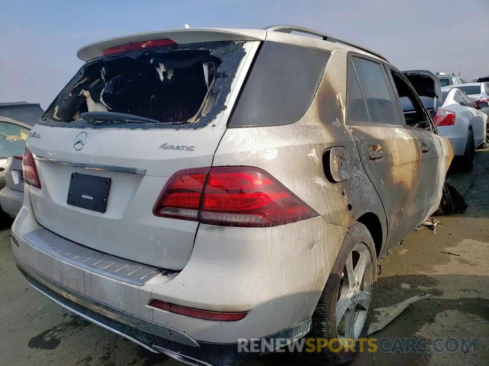 4 Photograph of a damaged car 4JGDA5GBXKB209123 MERCEDES-BENZ G CLASS 2019