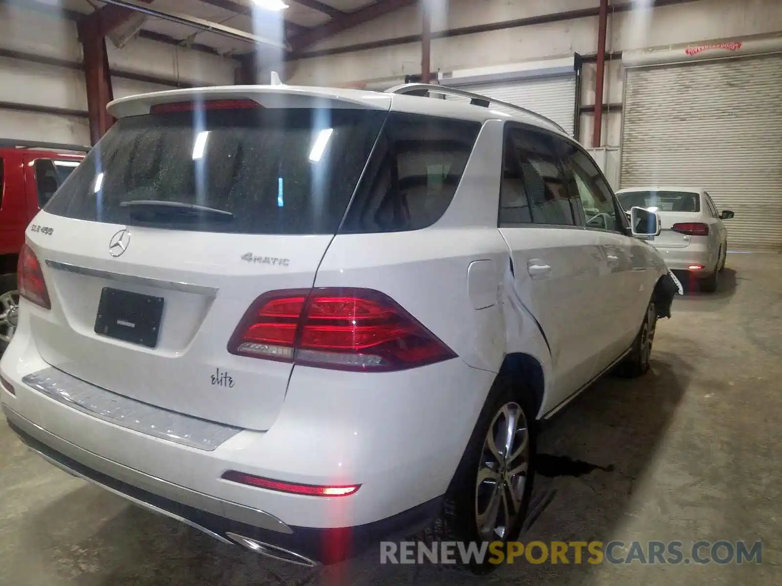 4 Photograph of a damaged car 4JGDA5GBXKB211969 MERCEDES-BENZ G CLASS 2019