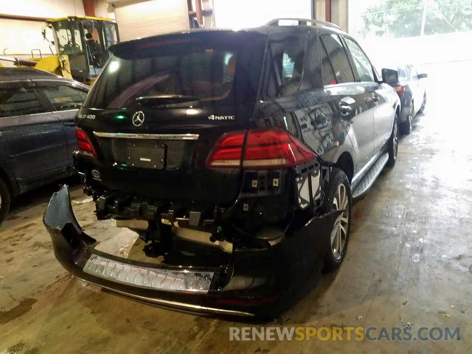 4 Photograph of a damaged car 4JGDA5GBXKB216251 MERCEDES-BENZ G CLASS 2019