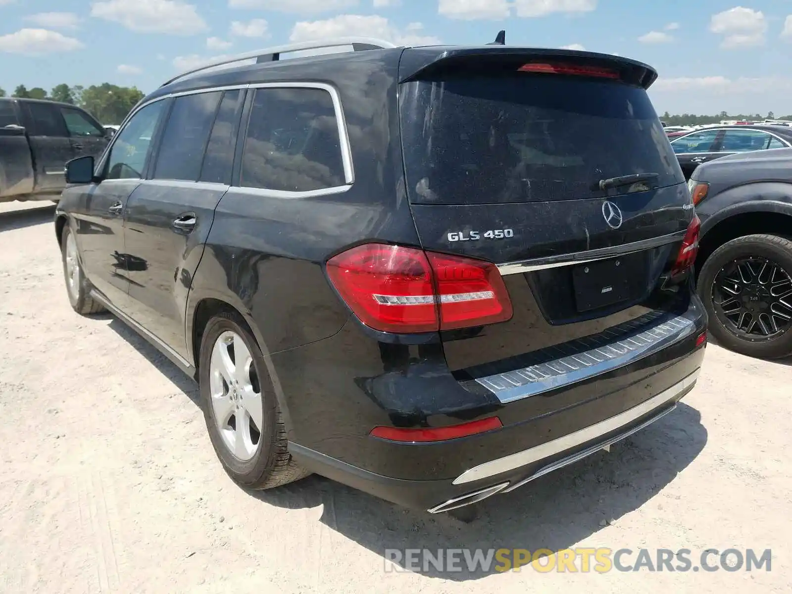 3 Photograph of a damaged car 4JGDF6EE0KB219793 MERCEDES-BENZ G CLASS 2019