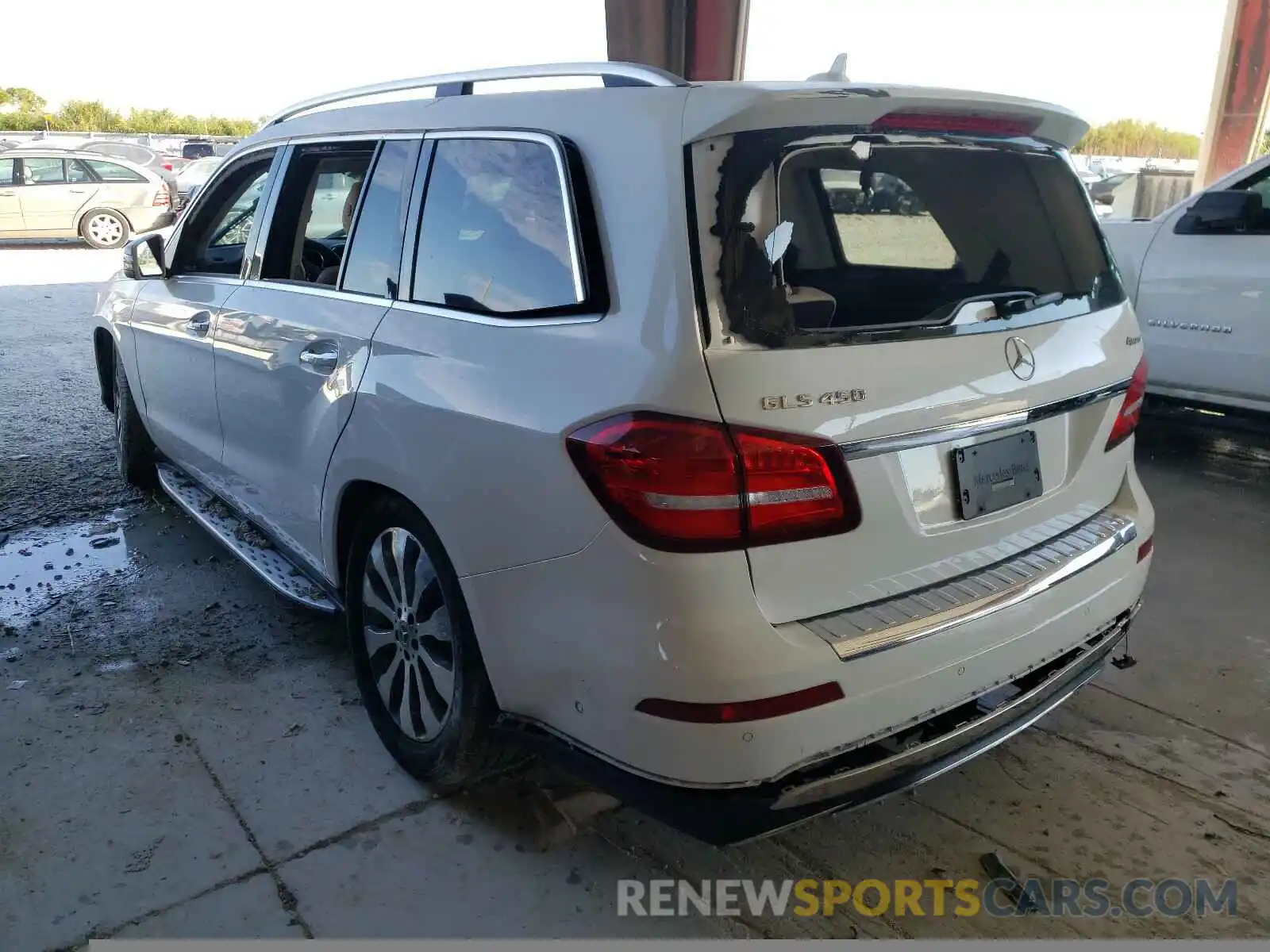 3 Photograph of a damaged car 4JGDF6EE1KB234366 MERCEDES-BENZ G CLASS 2019