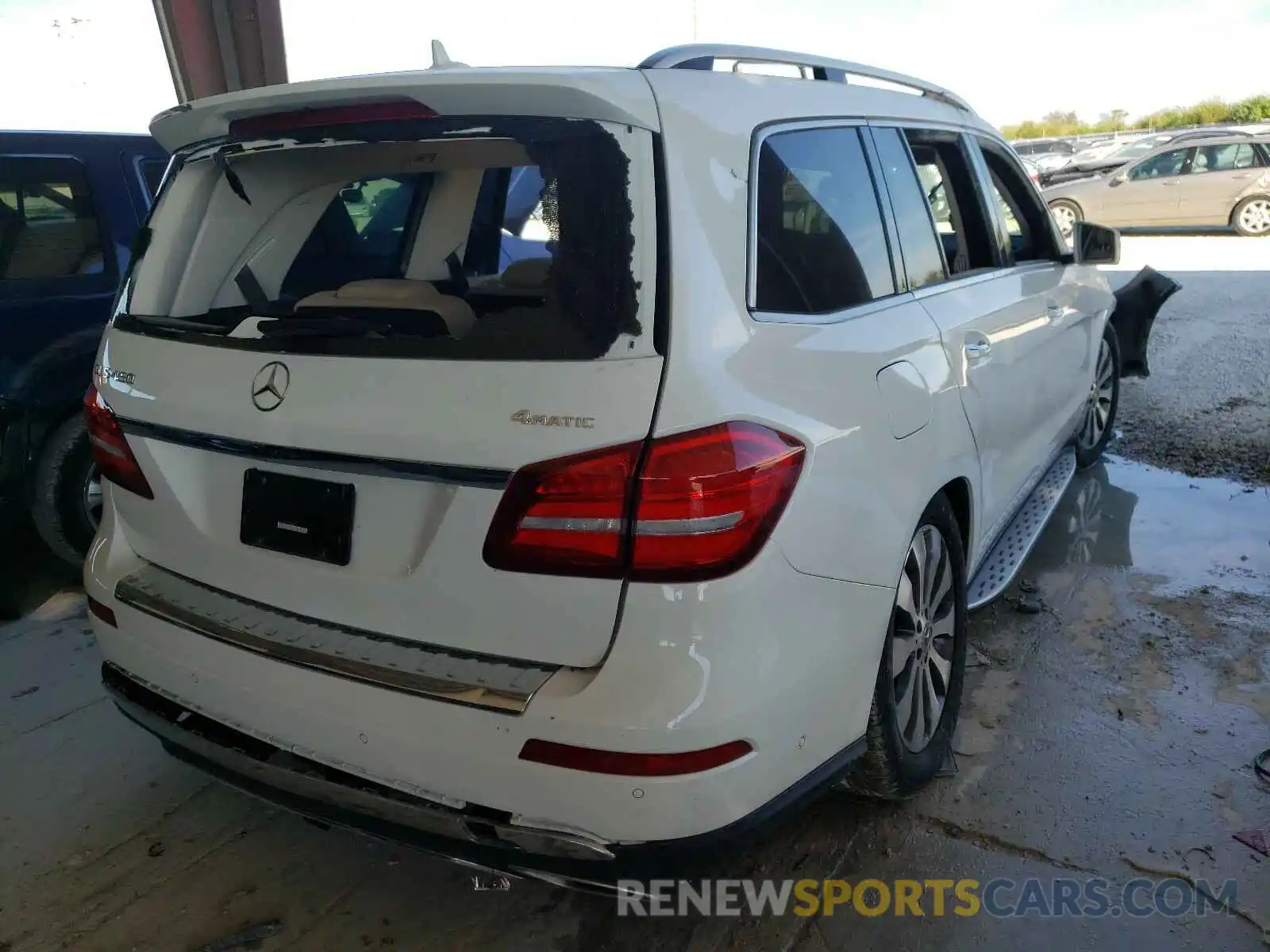 4 Photograph of a damaged car 4JGDF6EE1KB234366 MERCEDES-BENZ G CLASS 2019