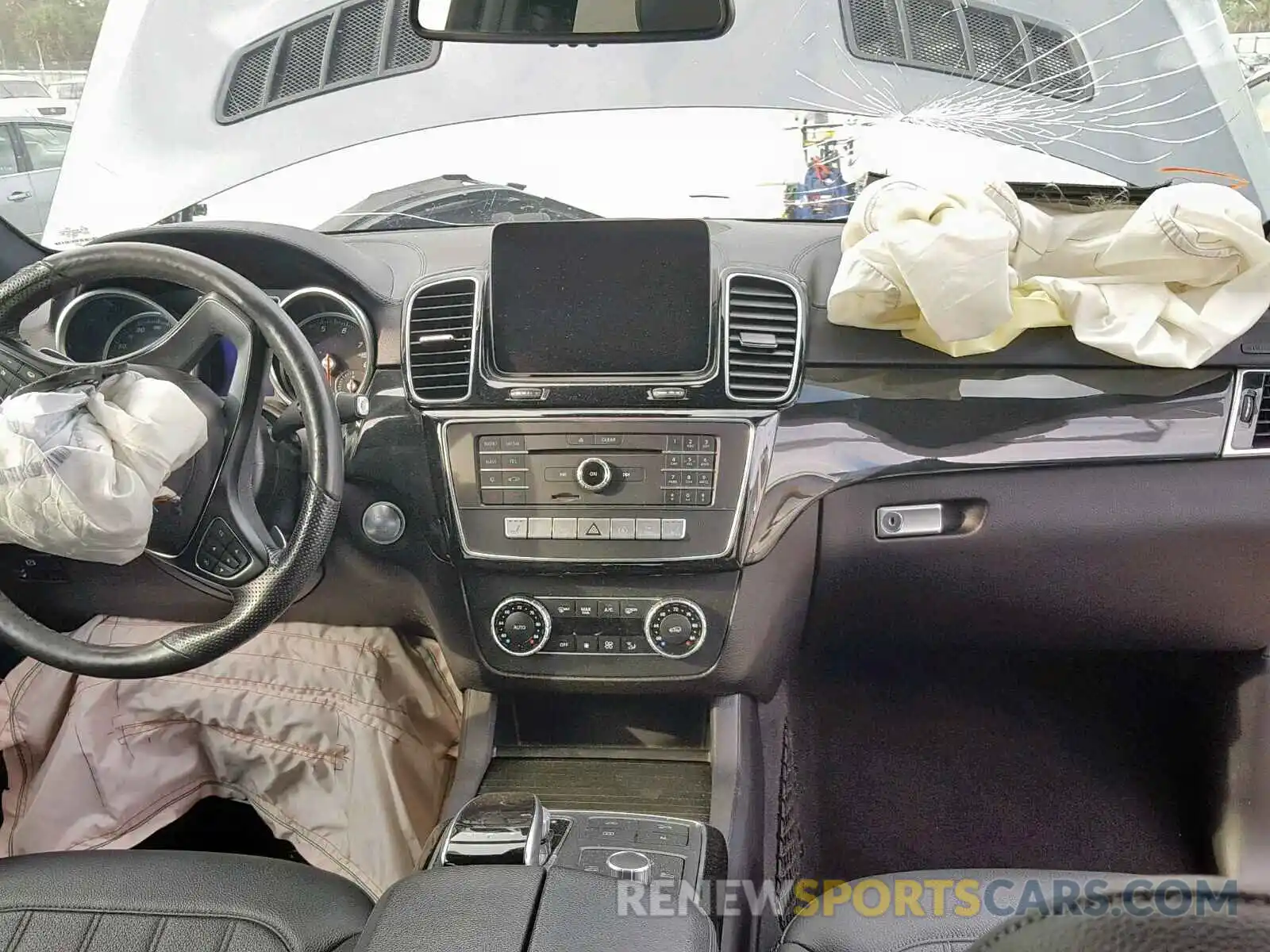 9 Photograph of a damaged car 4JGDF6EE3KB188538 MERCEDES-BENZ G CLASS 2019