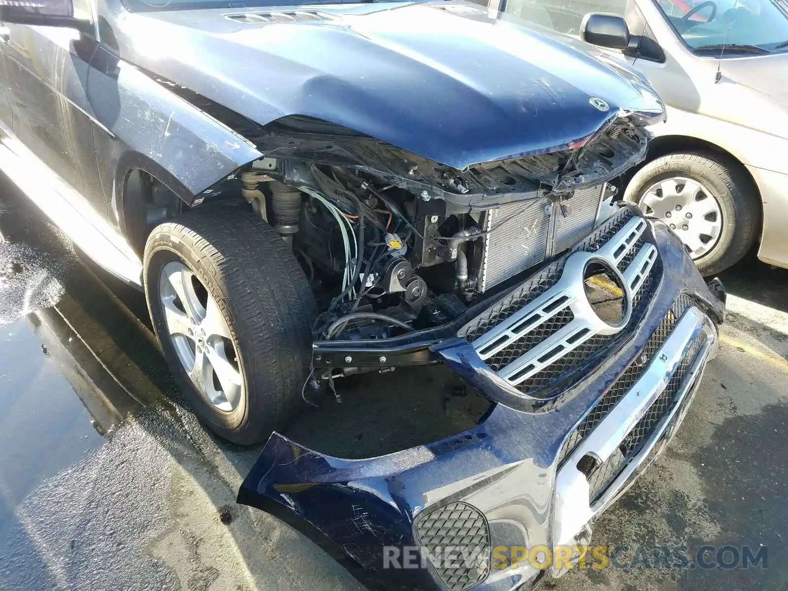 9 Photograph of a damaged car 4JGDF6EE4KB219585 MERCEDES-BENZ G CLASS 2019