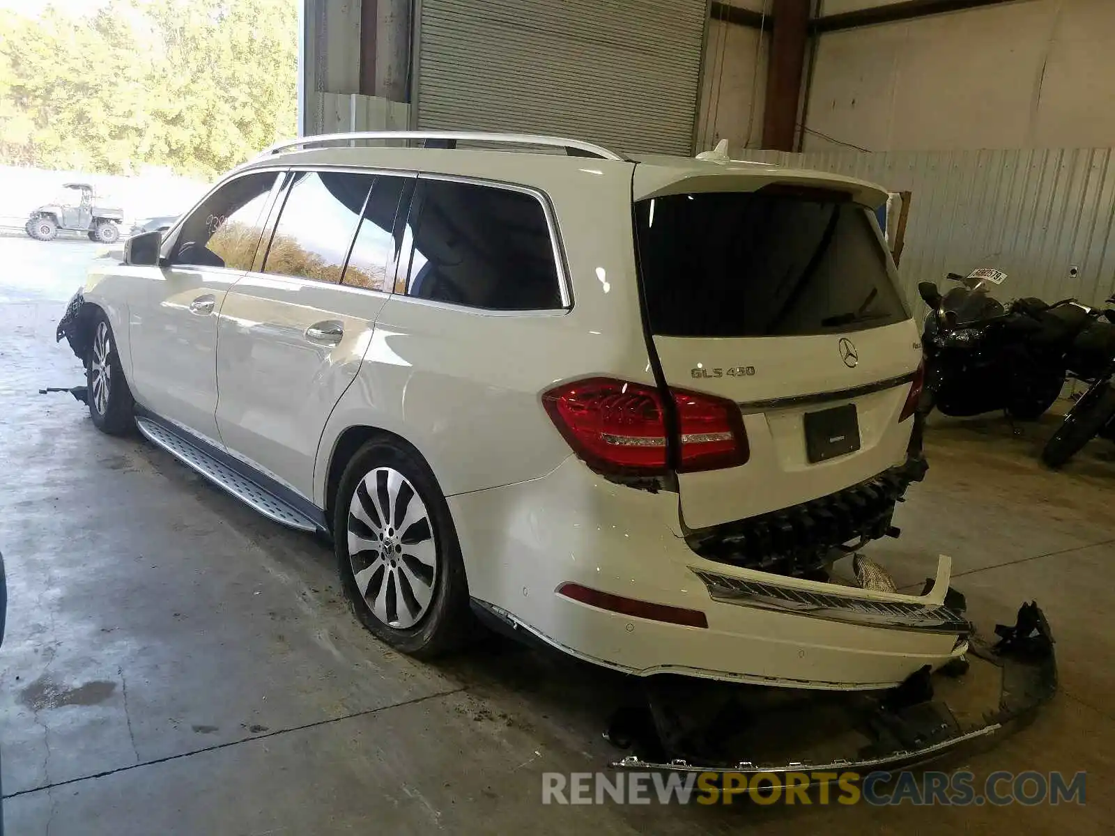 3 Photograph of a damaged car 4JGDF6EE4KB227816 MERCEDES-BENZ G CLASS 2019