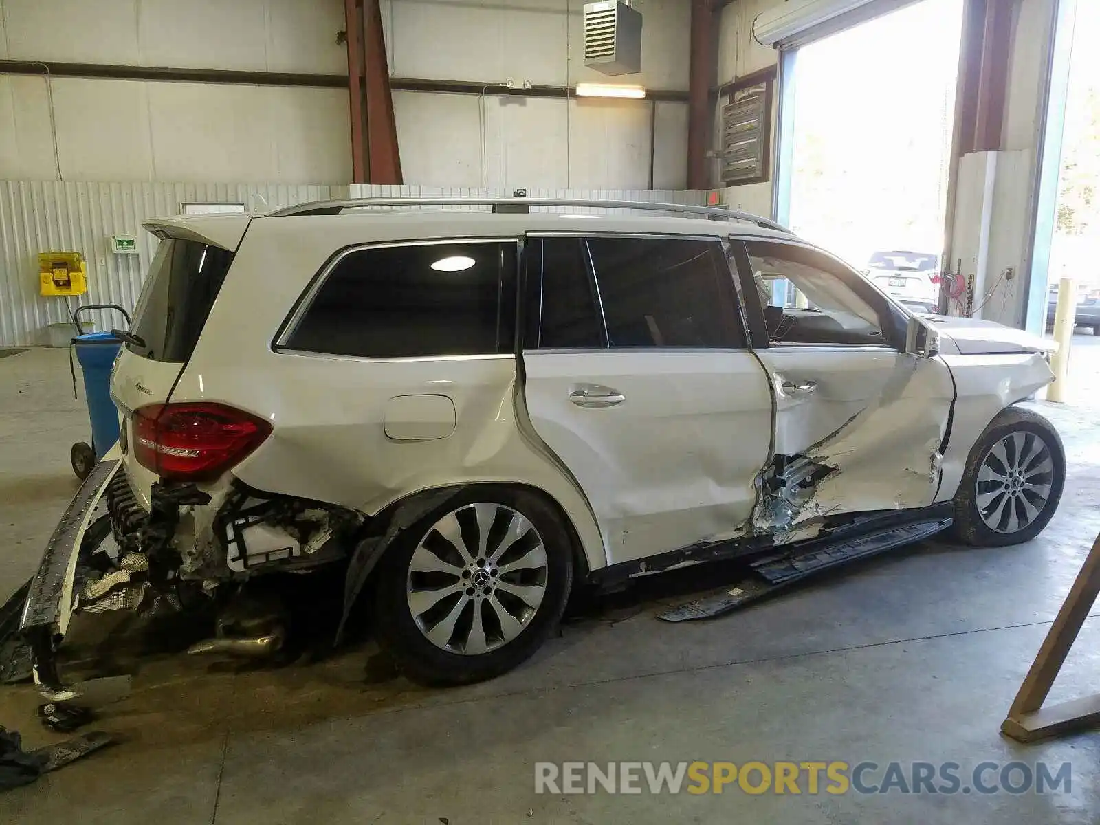 9 Photograph of a damaged car 4JGDF6EE4KB227816 MERCEDES-BENZ G CLASS 2019