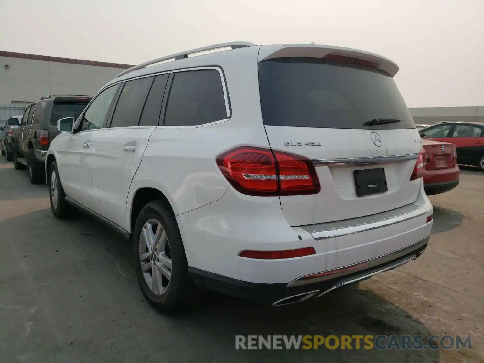 3 Photograph of a damaged car 4JGDF6EE5KB238579 MERCEDES-BENZ G CLASS 2019