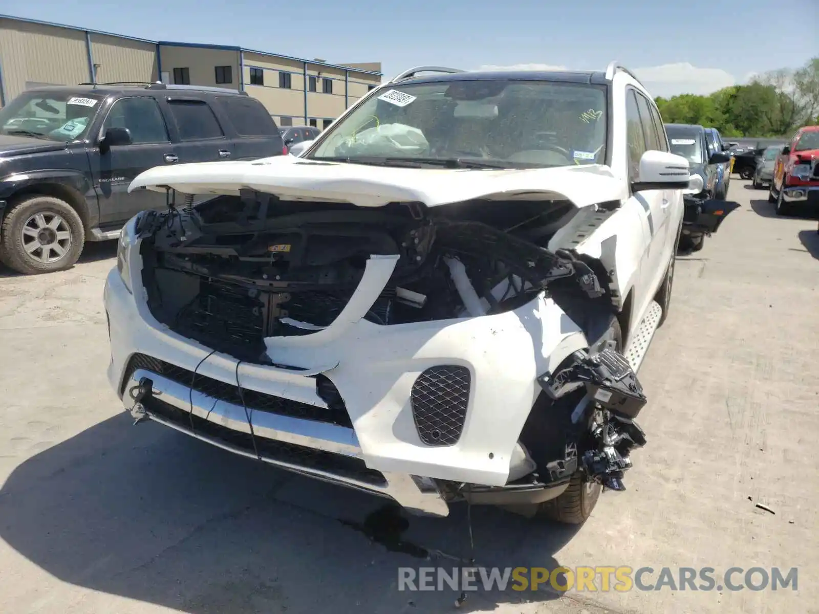 9 Photograph of a damaged car 4JGDF6EE6KB204067 MERCEDES-BENZ G CLASS 2019