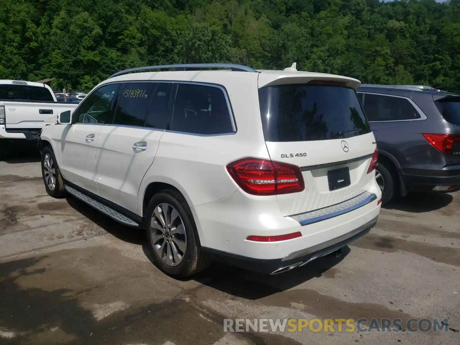 3 Photograph of a damaged car 4JGDF6EE6KB235271 MERCEDES-BENZ G CLASS 2019