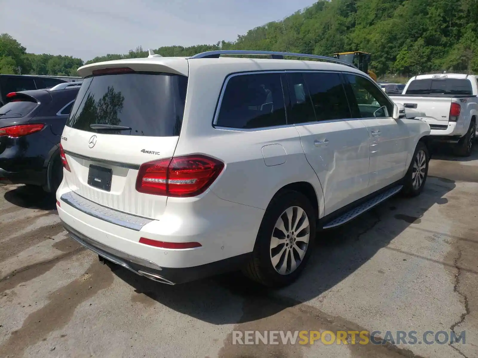 4 Photograph of a damaged car 4JGDF6EE6KB235271 MERCEDES-BENZ G CLASS 2019