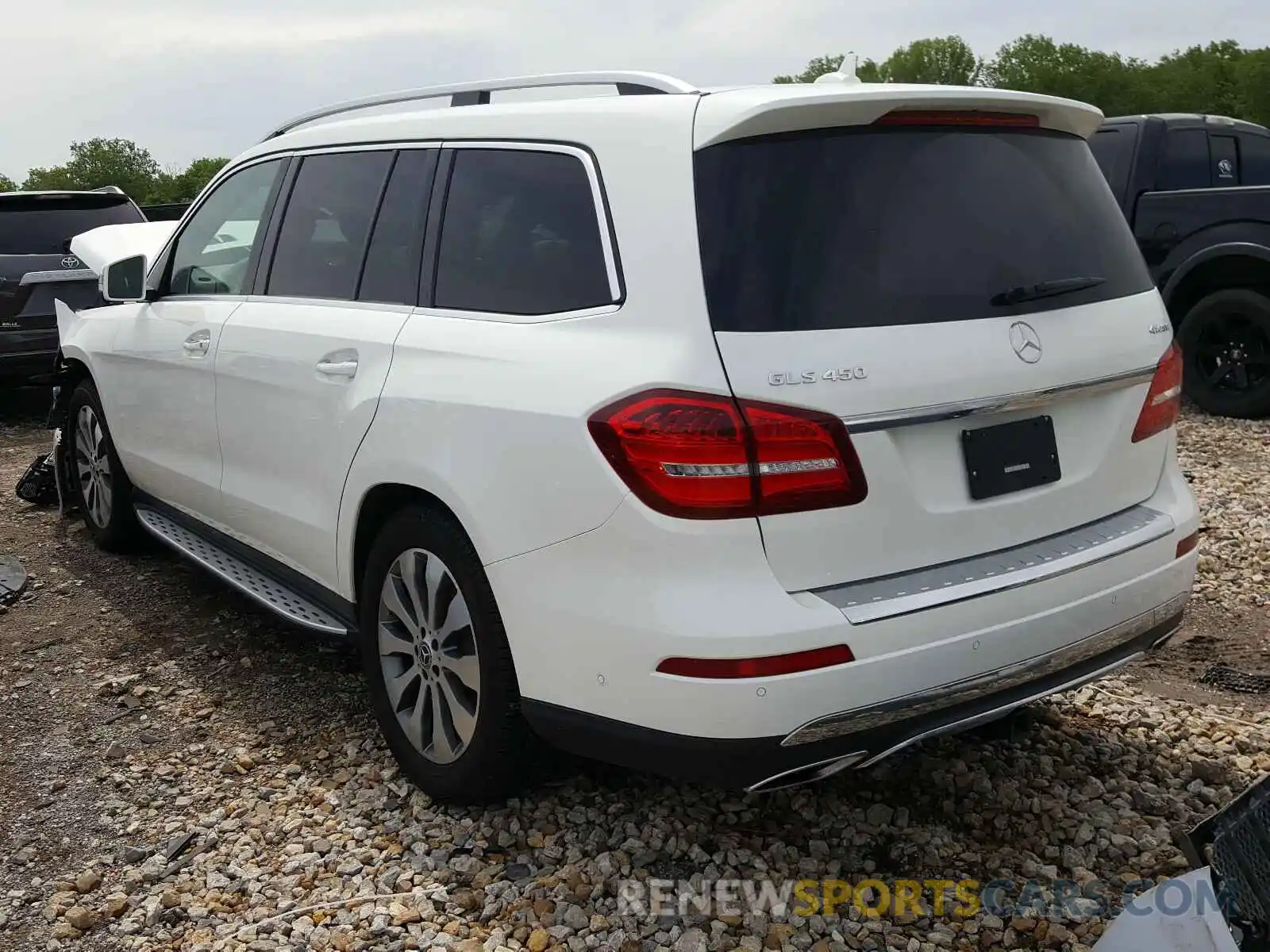 3 Photograph of a damaged car 4JGDF6EE9KB215483 MERCEDES-BENZ G CLASS 2019