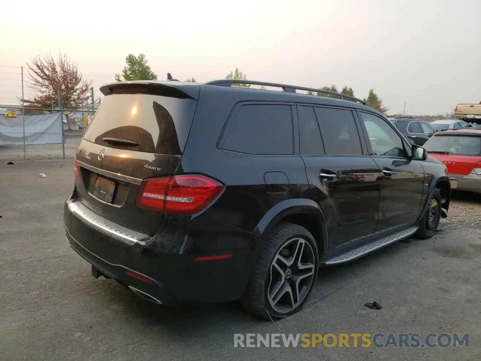 4 Photograph of a damaged car 4JGDF7DE0KB233507 MERCEDES-BENZ G CLASS 2019