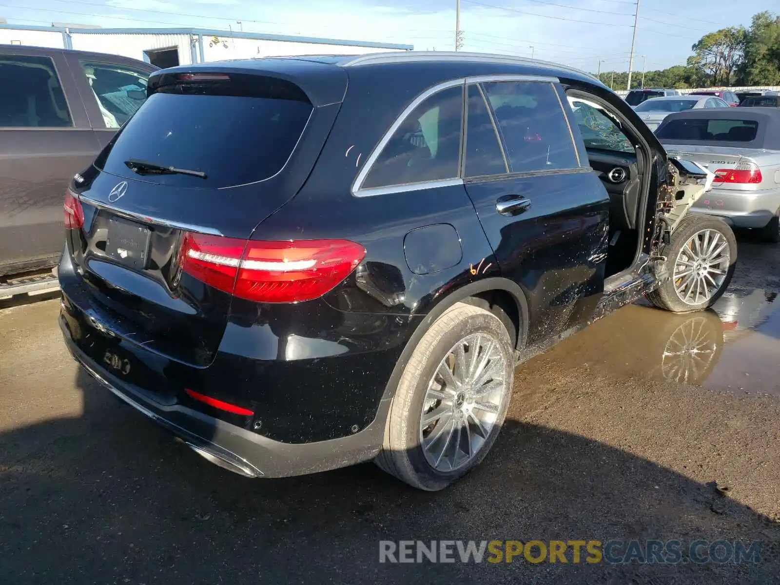 4 Photograph of a damaged car WDC0G4JB1K1002186 MERCEDES-BENZ G CLASS 2019