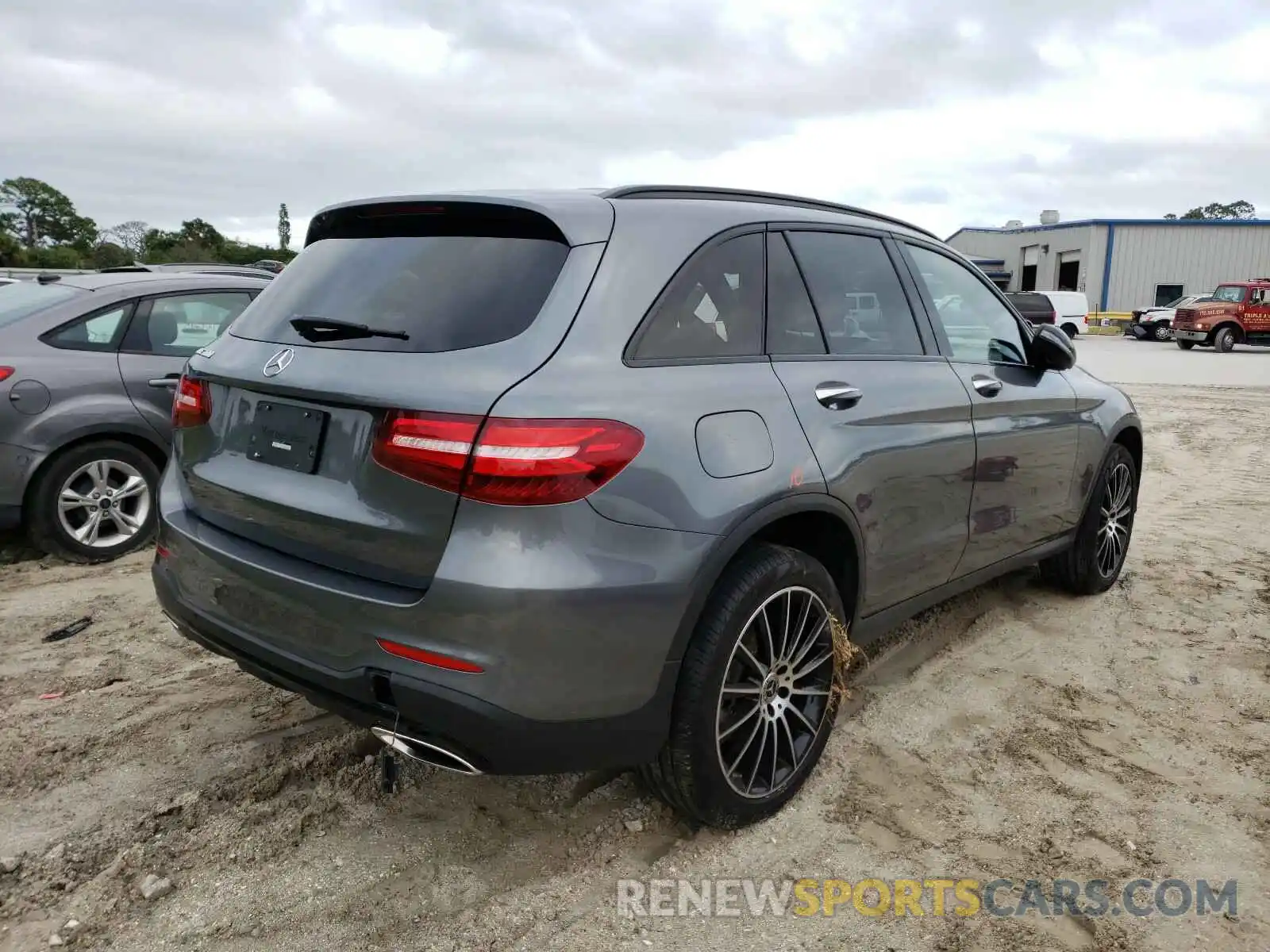 4 Photograph of a damaged car WDC0G4JB1KV168247 MERCEDES-BENZ G CLASS 2019