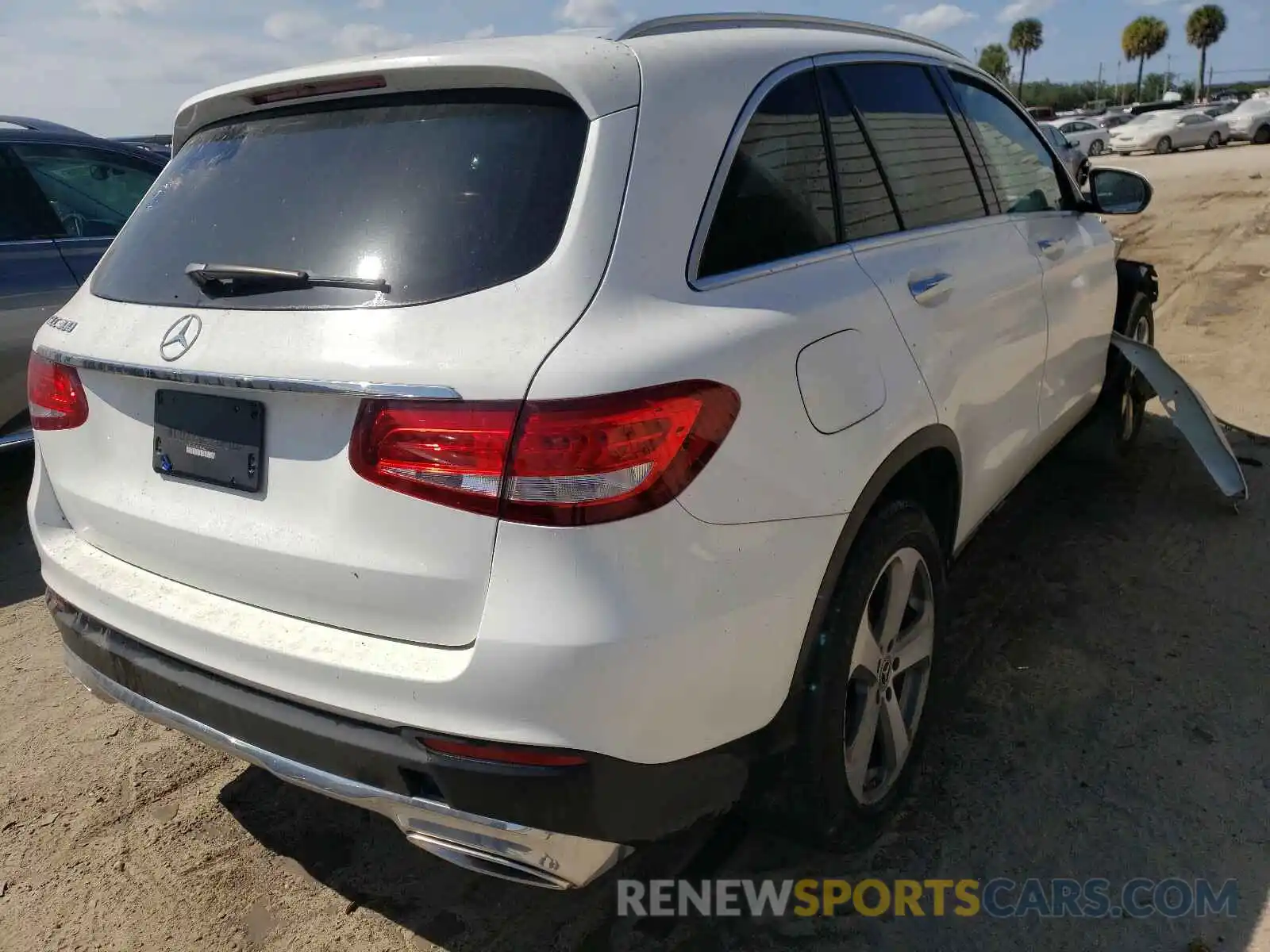 4 Photograph of a damaged car WDC0G4JB3KV185244 MERCEDES-BENZ G CLASS 2019