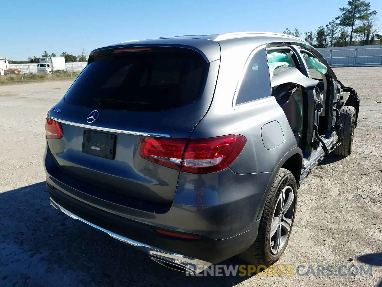 4 Photograph of a damaged car WDC0G4JB9KF560533 MERCEDES-BENZ G CLASS 2019