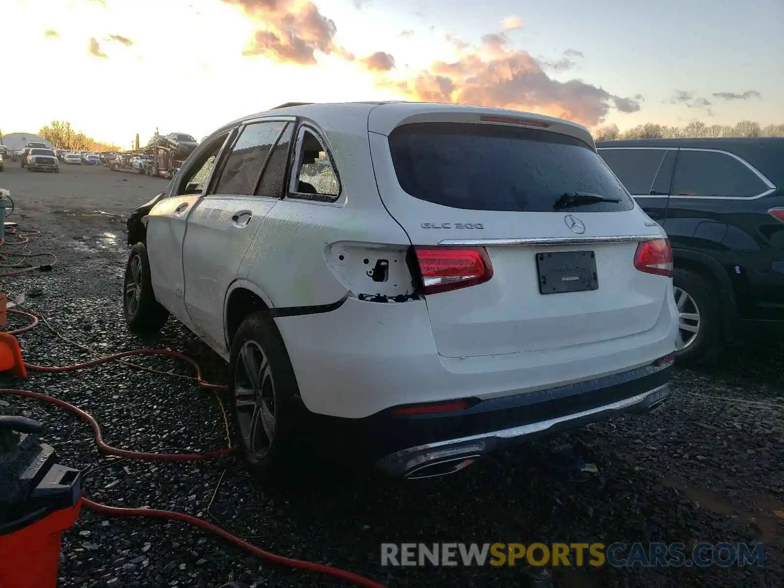 3 Photograph of a damaged car WDC0G4KB8KV119710 MERCEDES-BENZ G CLASS 2019