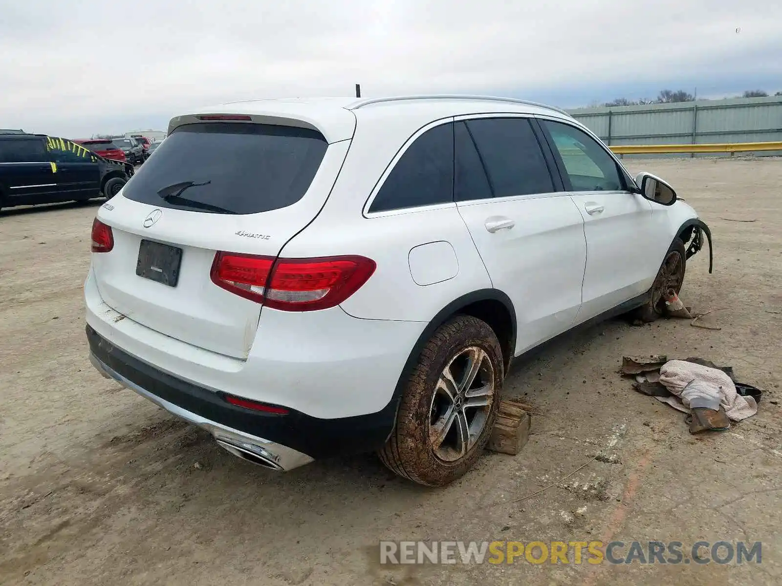 4 Photograph of a damaged car WDC0G4KB9KF578416 MERCEDES-BENZ G CLASS 2019