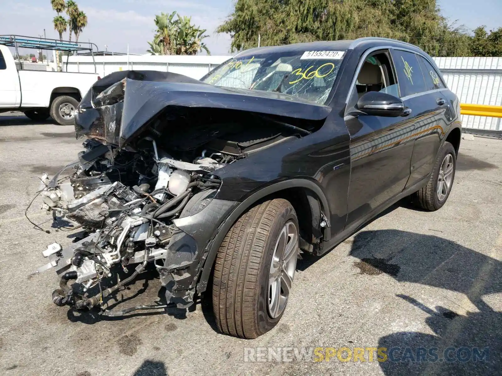 2 Photograph of a damaged car WDC0G5EB0KF584672 MERCEDES-BENZ G CLASS 2019