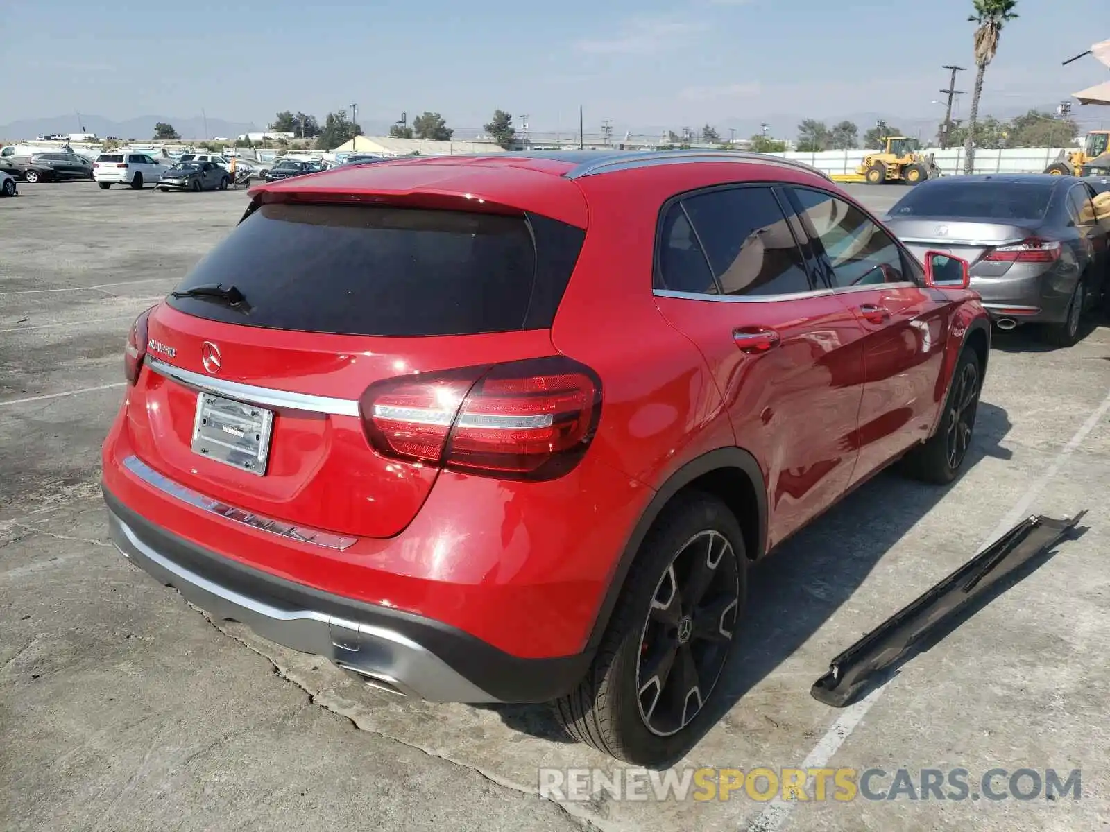 4 Photograph of a damaged car WDCTG4EB0KJ571473 MERCEDES-BENZ G CLASS 2019