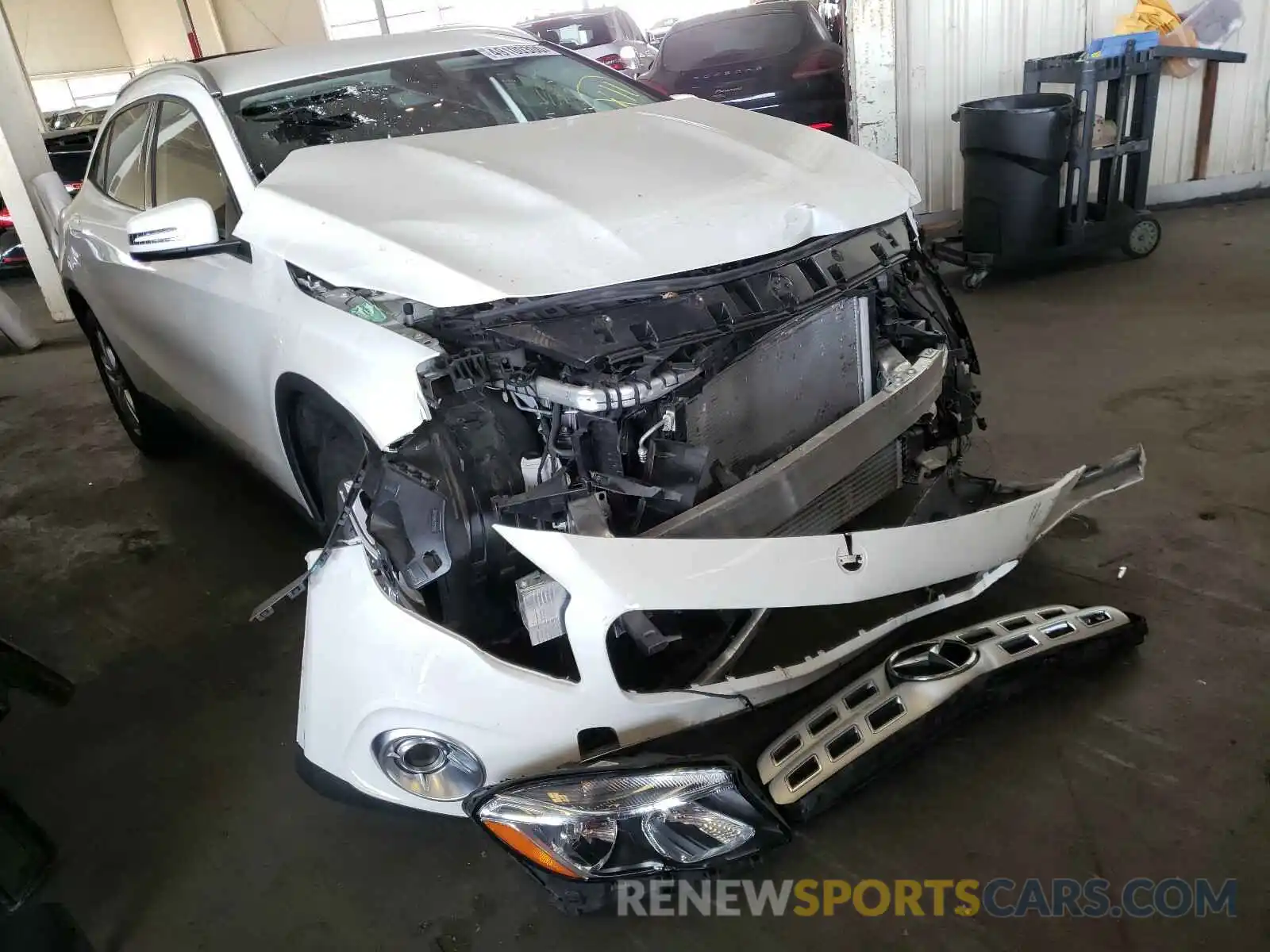 1 Photograph of a damaged car WDCTG4EB0KJ632790 MERCEDES-BENZ G CLASS 2019