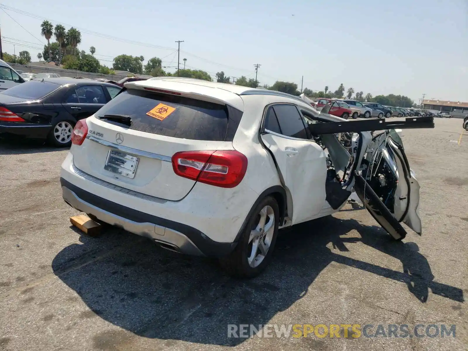 4 Photograph of a damaged car WDCTG4EB0KU014934 MERCEDES-BENZ G CLASS 2019