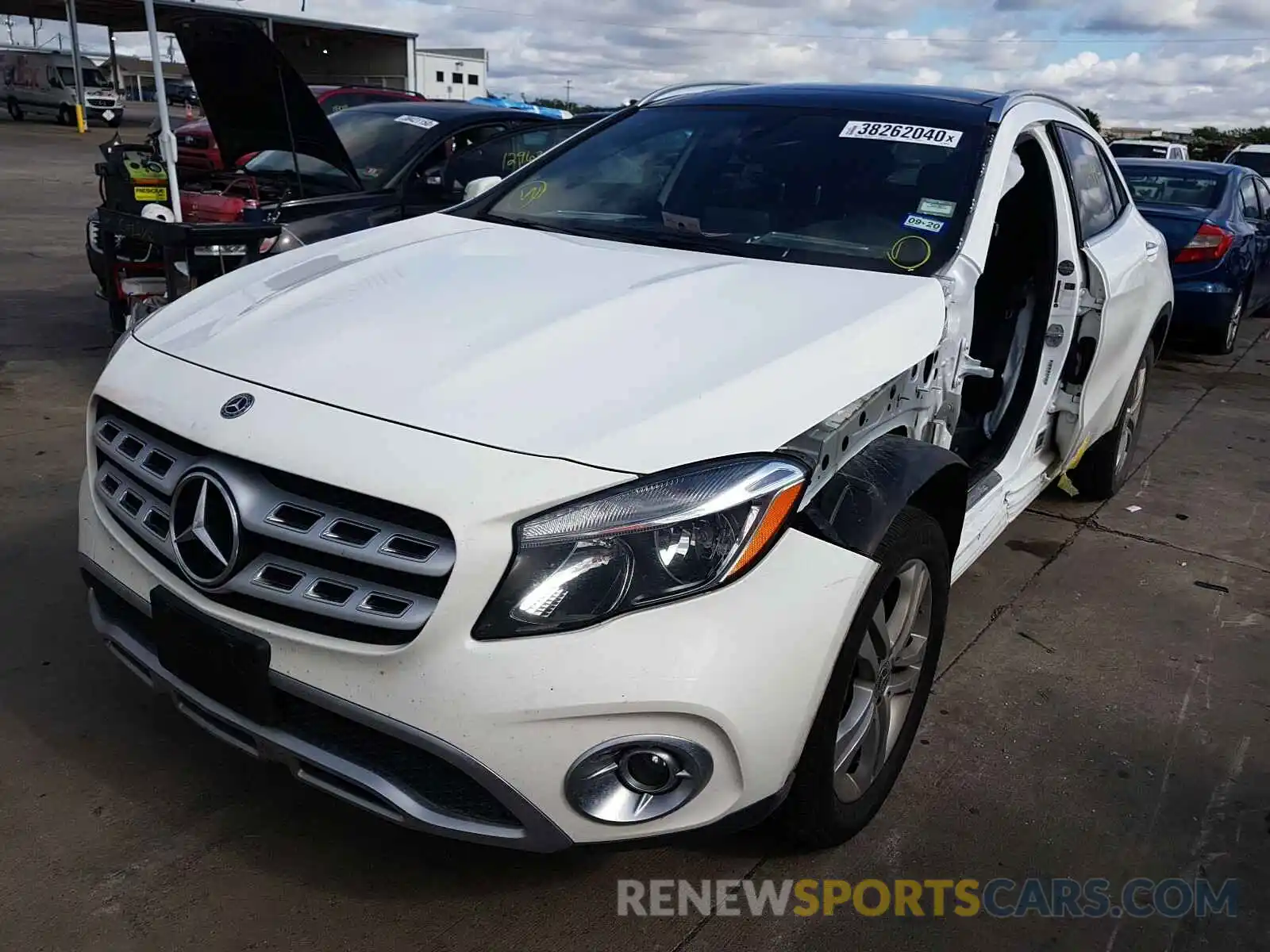 2 Photograph of a damaged car WDCTG4EB2KJ553881 MERCEDES-BENZ G CLASS 2019