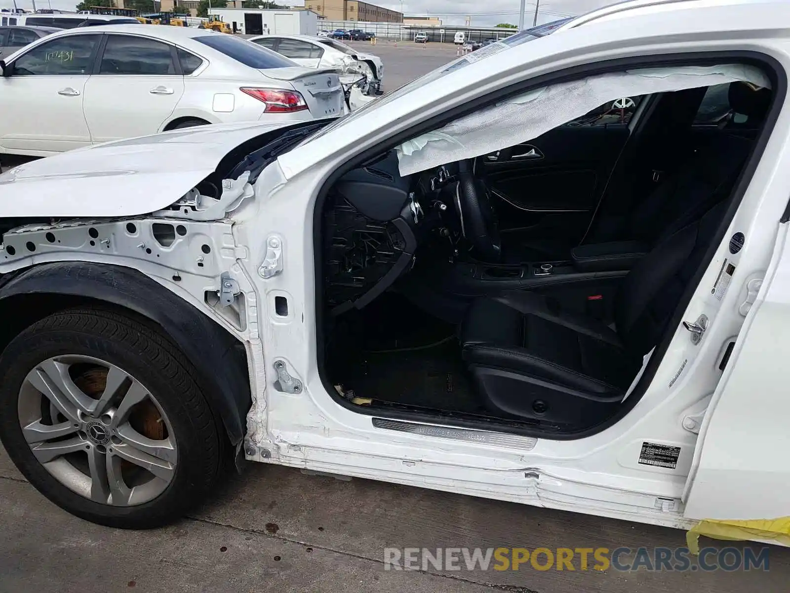 9 Photograph of a damaged car WDCTG4EB2KJ553881 MERCEDES-BENZ G CLASS 2019