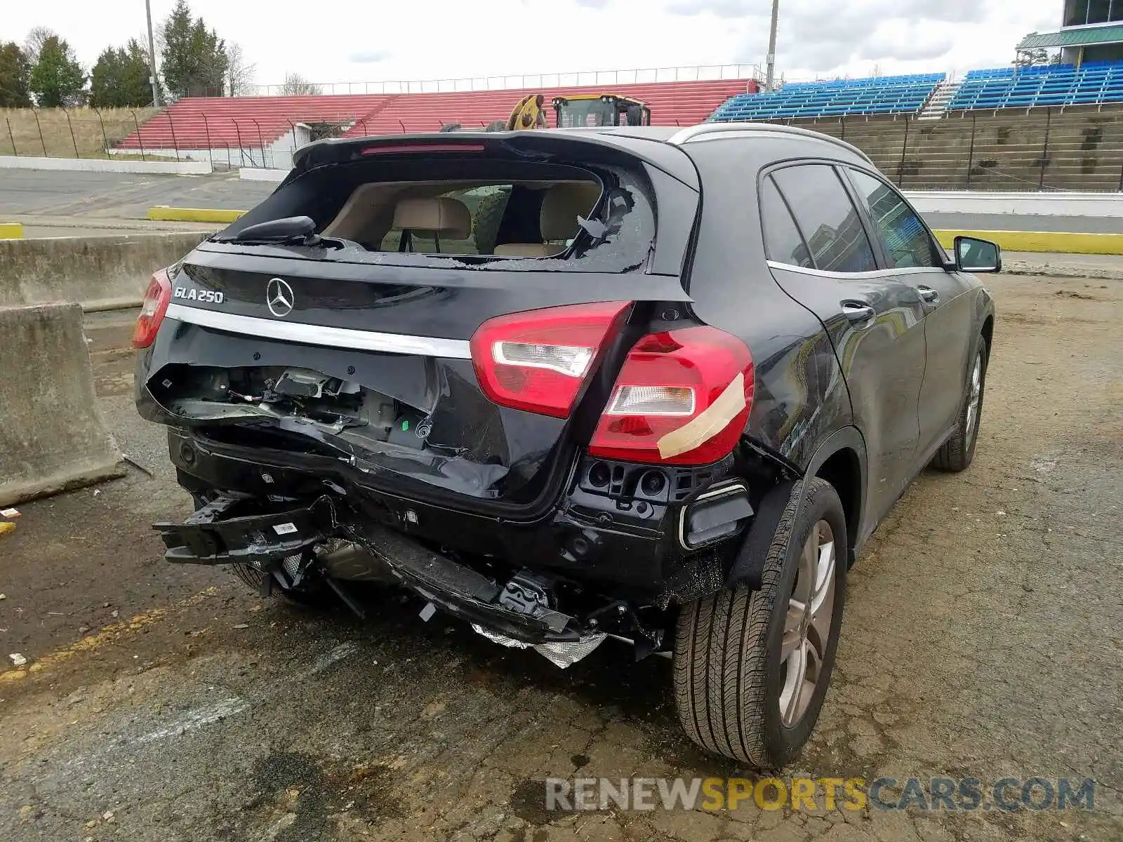 4 Photograph of a damaged car WDCTG4EB2KU018306 MERCEDES-BENZ G CLASS 2019