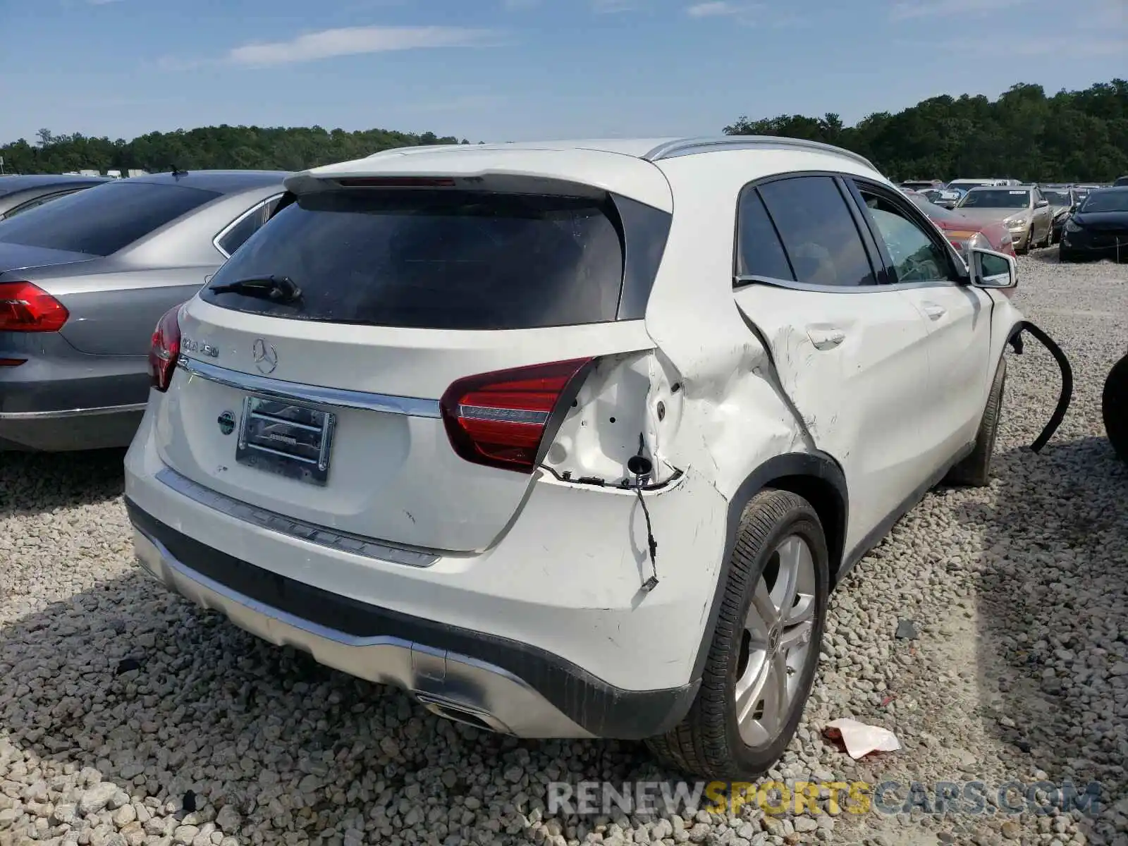 4 Photograph of a damaged car WDCTG4EB3KU006035 MERCEDES-BENZ G CLASS 2019