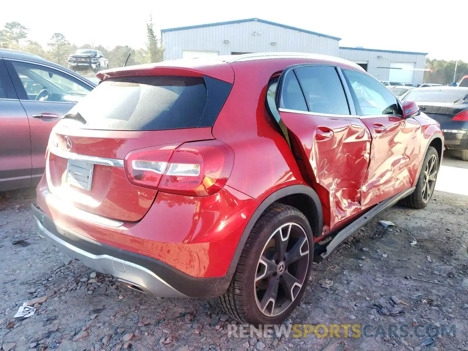 4 Photograph of a damaged car WDCTG4EB4KU010594 MERCEDES-BENZ G CLASS 2019