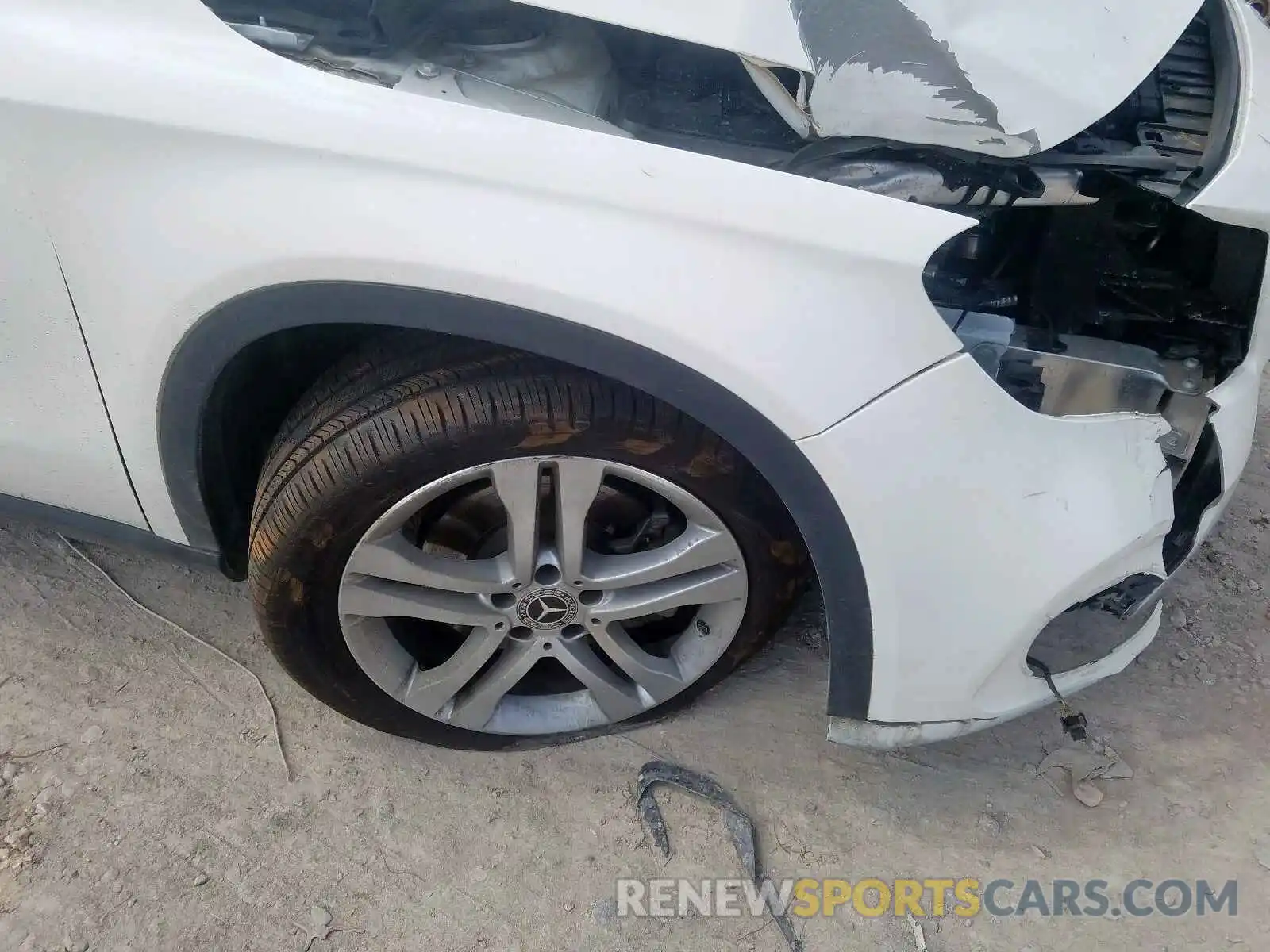 9 Photograph of a damaged car WDCTG4EB5KU003718 MERCEDES-BENZ G CLASS 2019