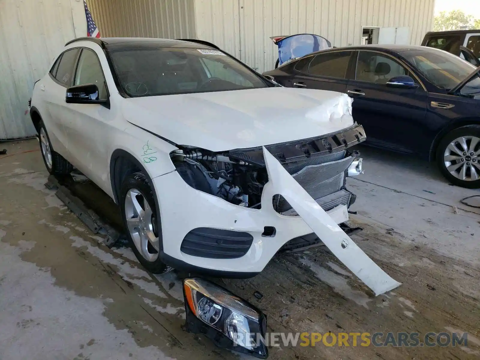 1 Photograph of a damaged car WDCTG4EB5KU011303 MERCEDES-BENZ G CLASS 2019