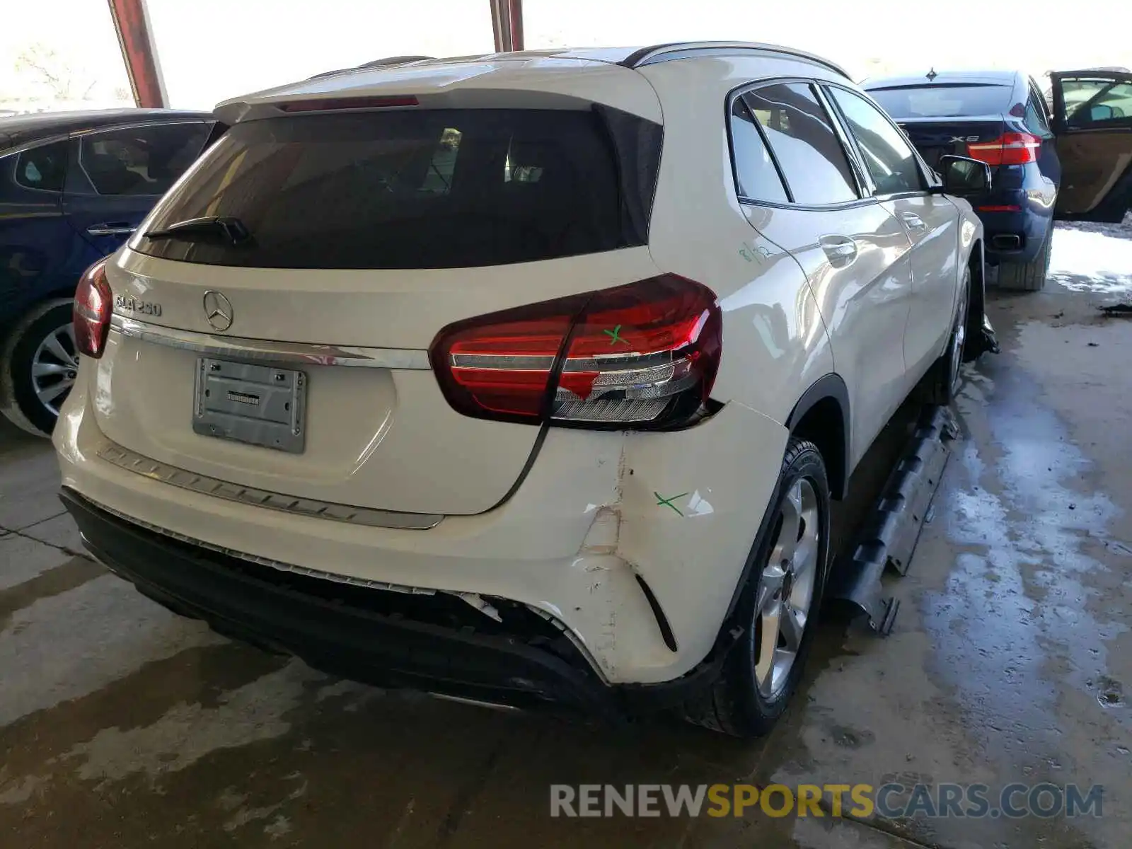 4 Photograph of a damaged car WDCTG4EB5KU011303 MERCEDES-BENZ G CLASS 2019