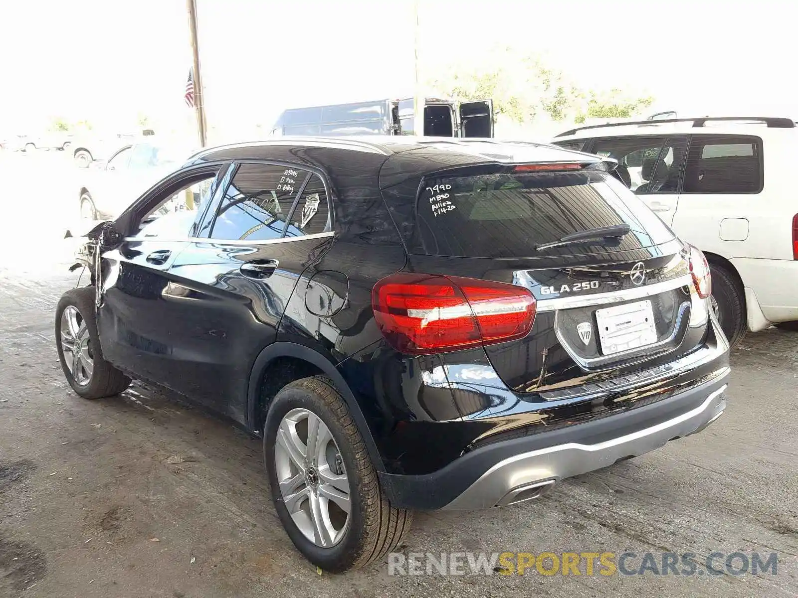 3 Photograph of a damaged car WDCTG4EB7KU019046 MERCEDES-BENZ G CLASS 2019