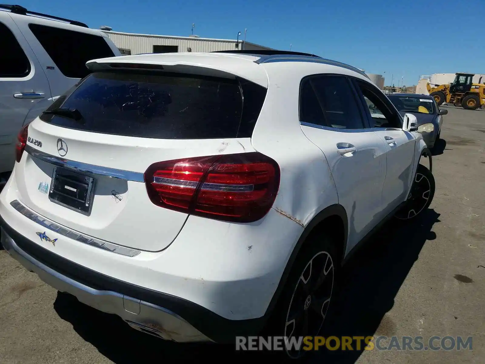 4 Photograph of a damaged car WDCTG4EB8KJ579465 MERCEDES-BENZ G CLASS 2019