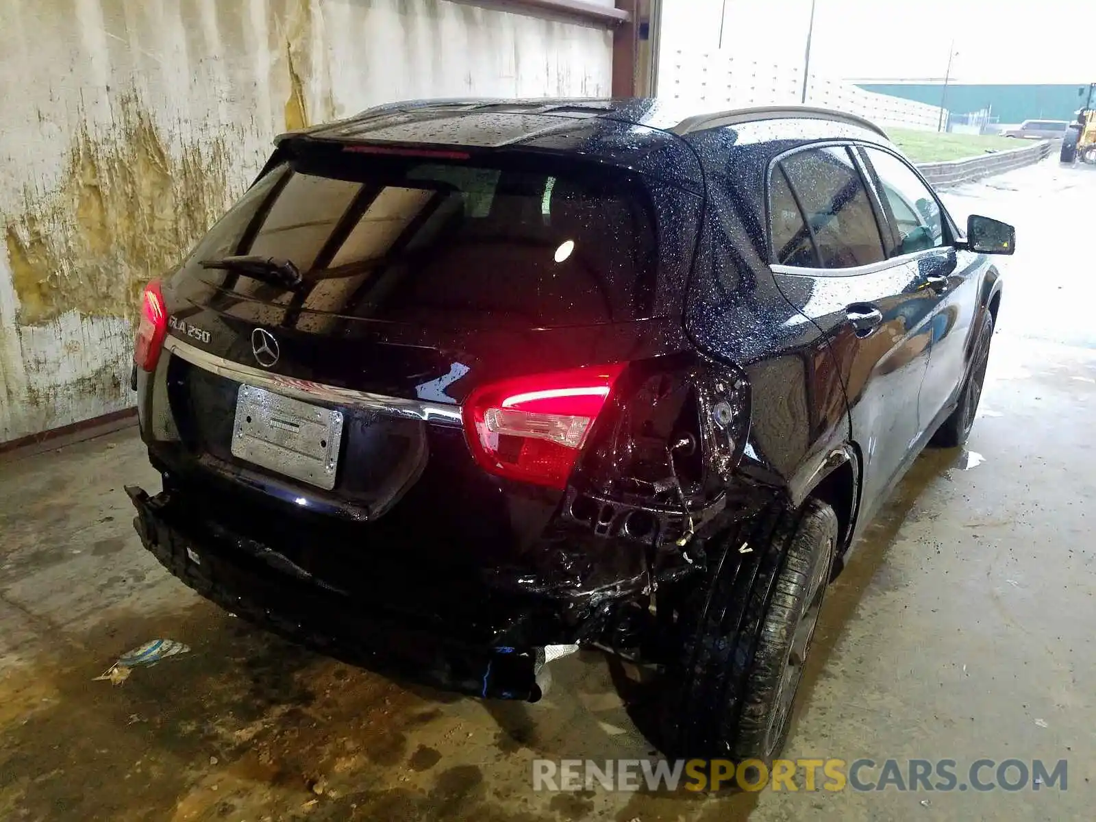 4 Photograph of a damaged car WDCTG4EB8KU013370 MERCEDES-BENZ G CLASS 2019