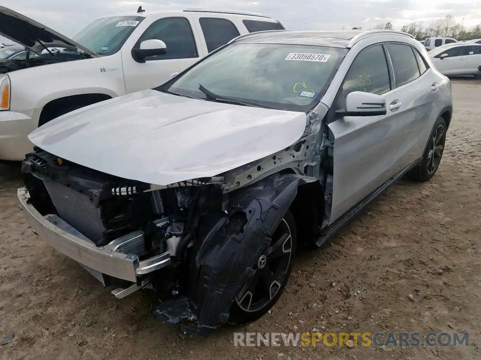 2 Photograph of a damaged car WDCTG4EB8KU016995 MERCEDES-BENZ G CLASS 2019