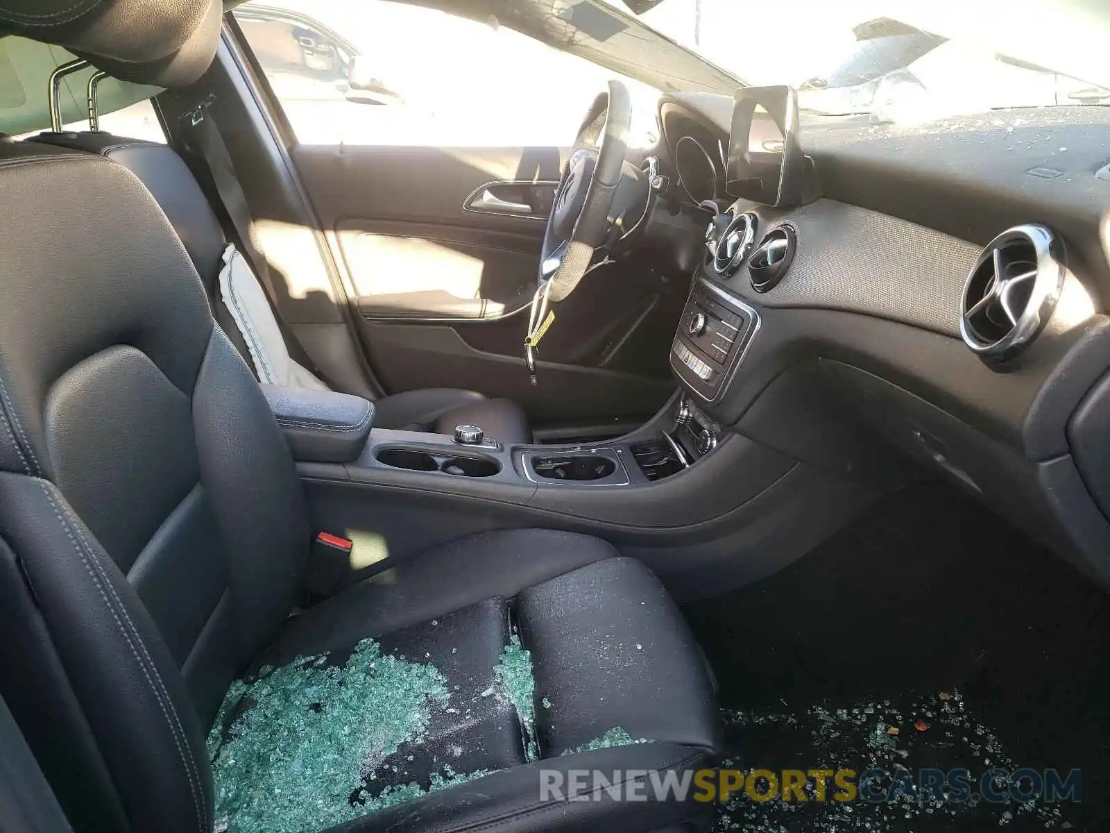 5 Photograph of a damaged car WDCTG4EB8KU017550 MERCEDES-BENZ G CLASS 2019