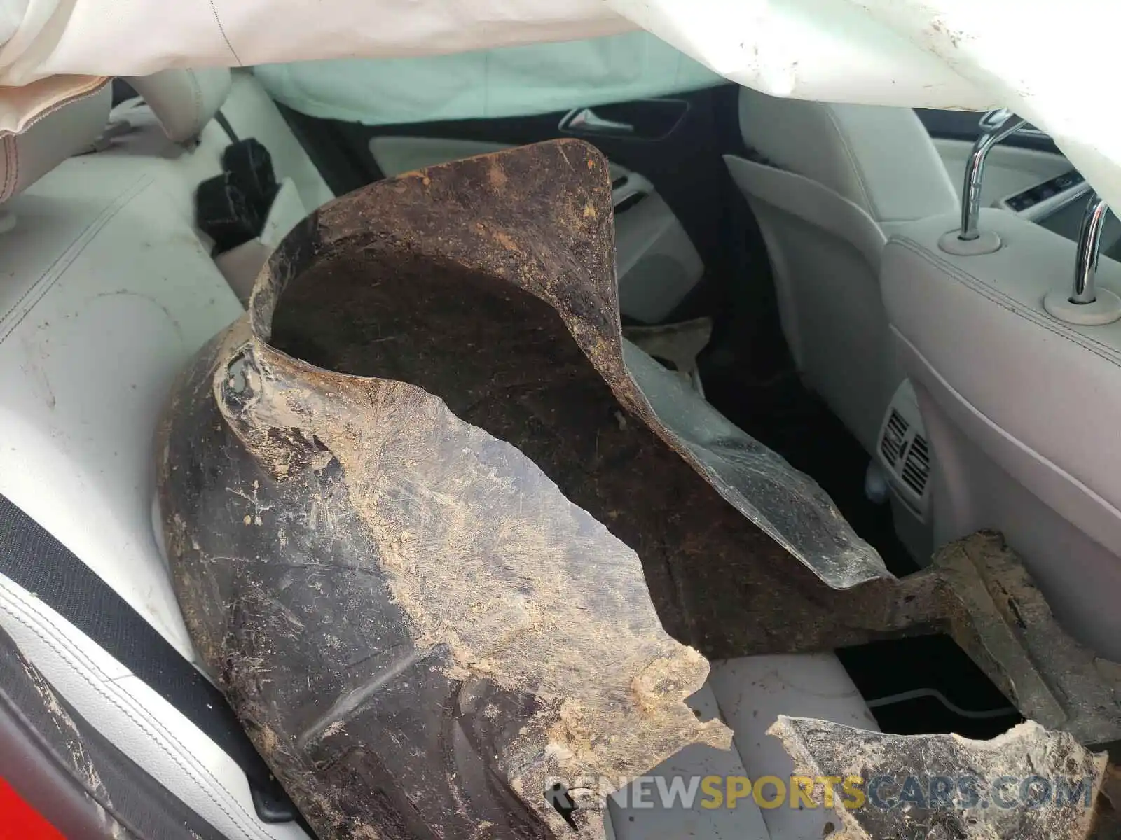 6 Photograph of a damaged car WDCTG4EBXKJ594405 MERCEDES-BENZ G CLASS 2019