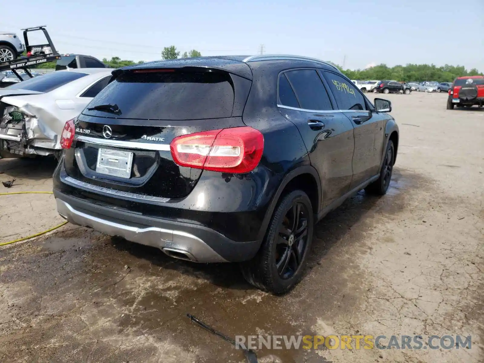 4 Photograph of a damaged car WDCTG4GB0KJ532766 MERCEDES-BENZ G CLASS 2019