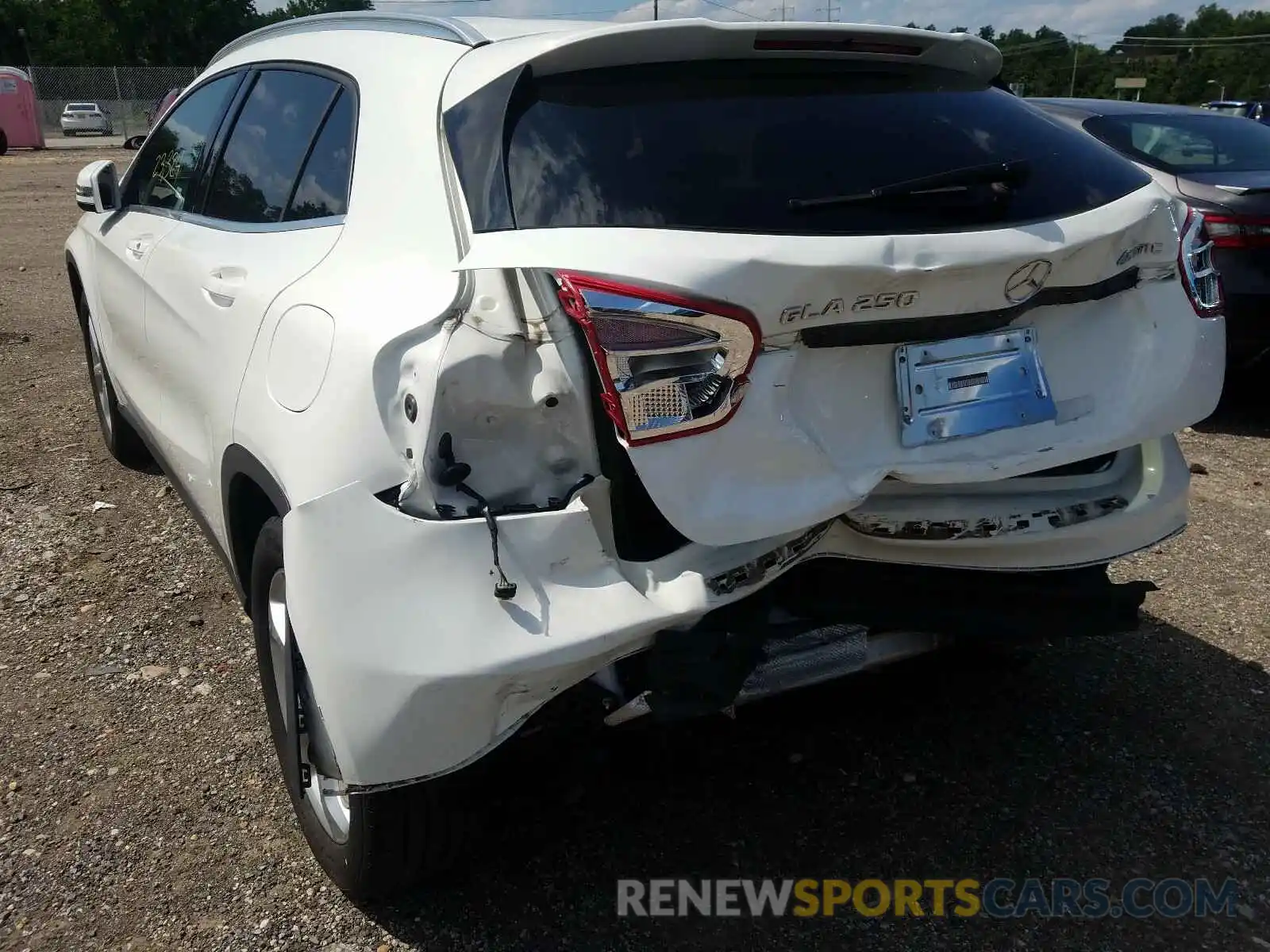 9 Photograph of a damaged car WDCTG4GB1KJ584584 MERCEDES-BENZ G CLASS 2019