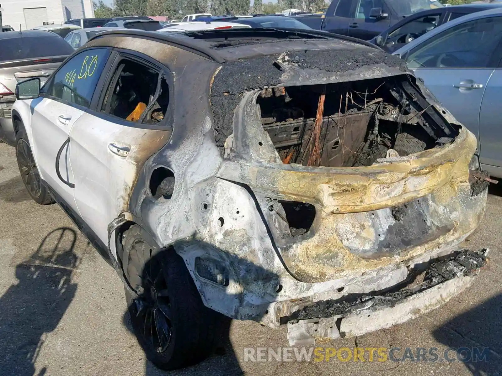 3 Photograph of a damaged car WDCTG4GB3KJ580195 MERCEDES-BENZ G CLASS 2019