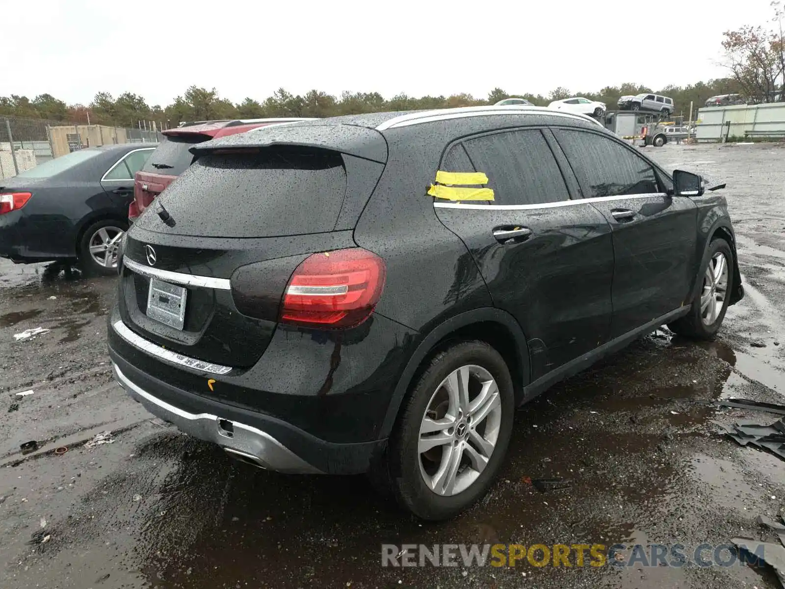 4 Photograph of a damaged car WDCTG4GB4KJ534651 MERCEDES-BENZ G CLASS 2019