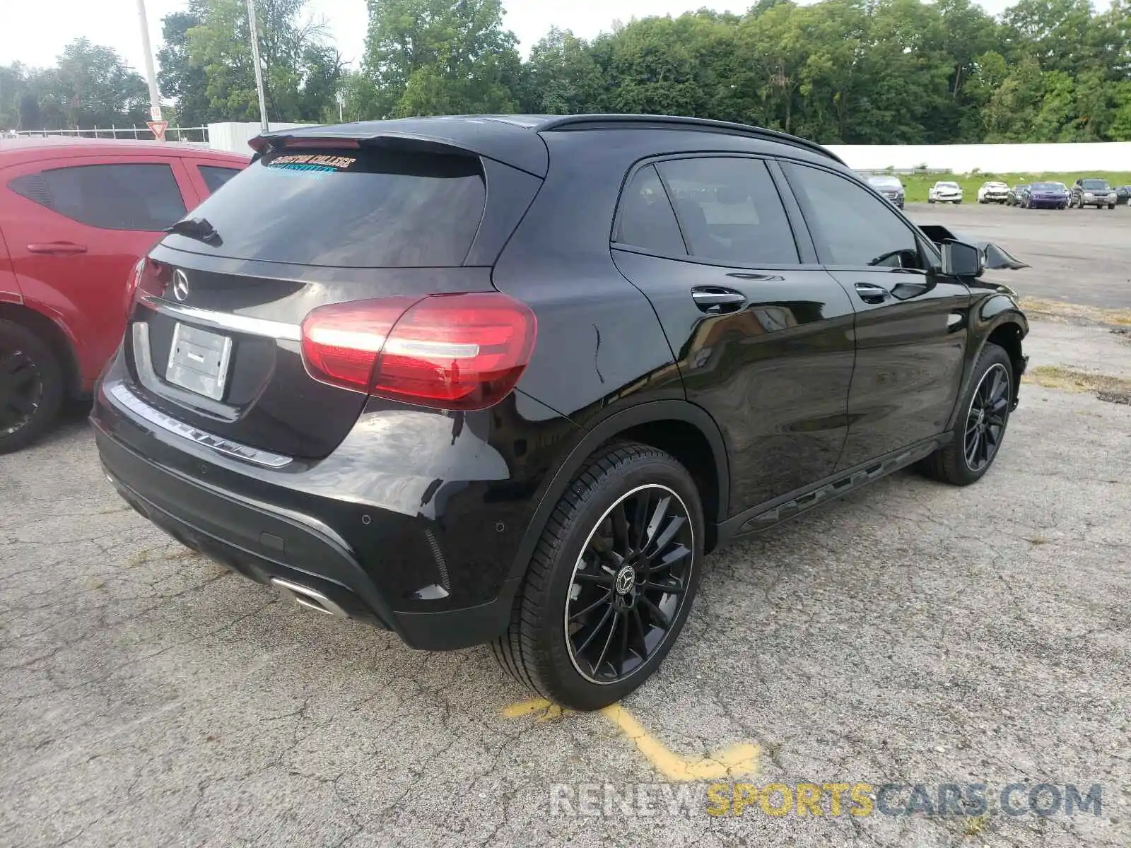 4 Photograph of a damaged car WDCTG4GB5KU010035 MERCEDES-BENZ G CLASS 2019