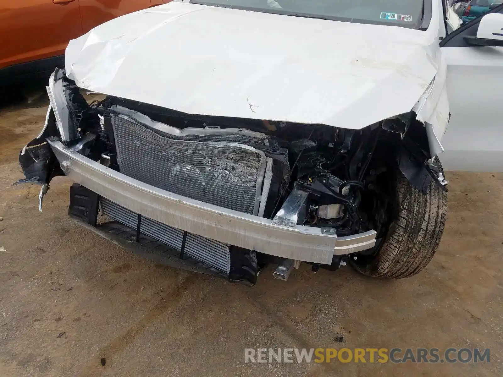 9 Photograph of a damaged car WDCTG4GB6KJ535073 MERCEDES-BENZ G CLASS 2019