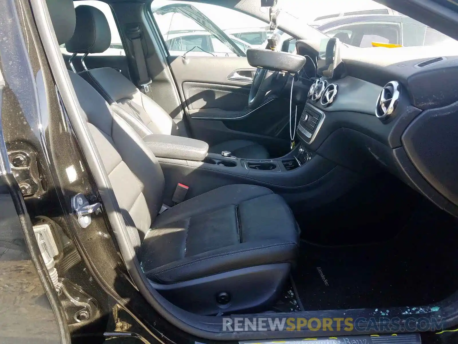 5 Photograph of a damaged car WDCTG4GB8KU003726 MERCEDES-BENZ G CLASS 2019