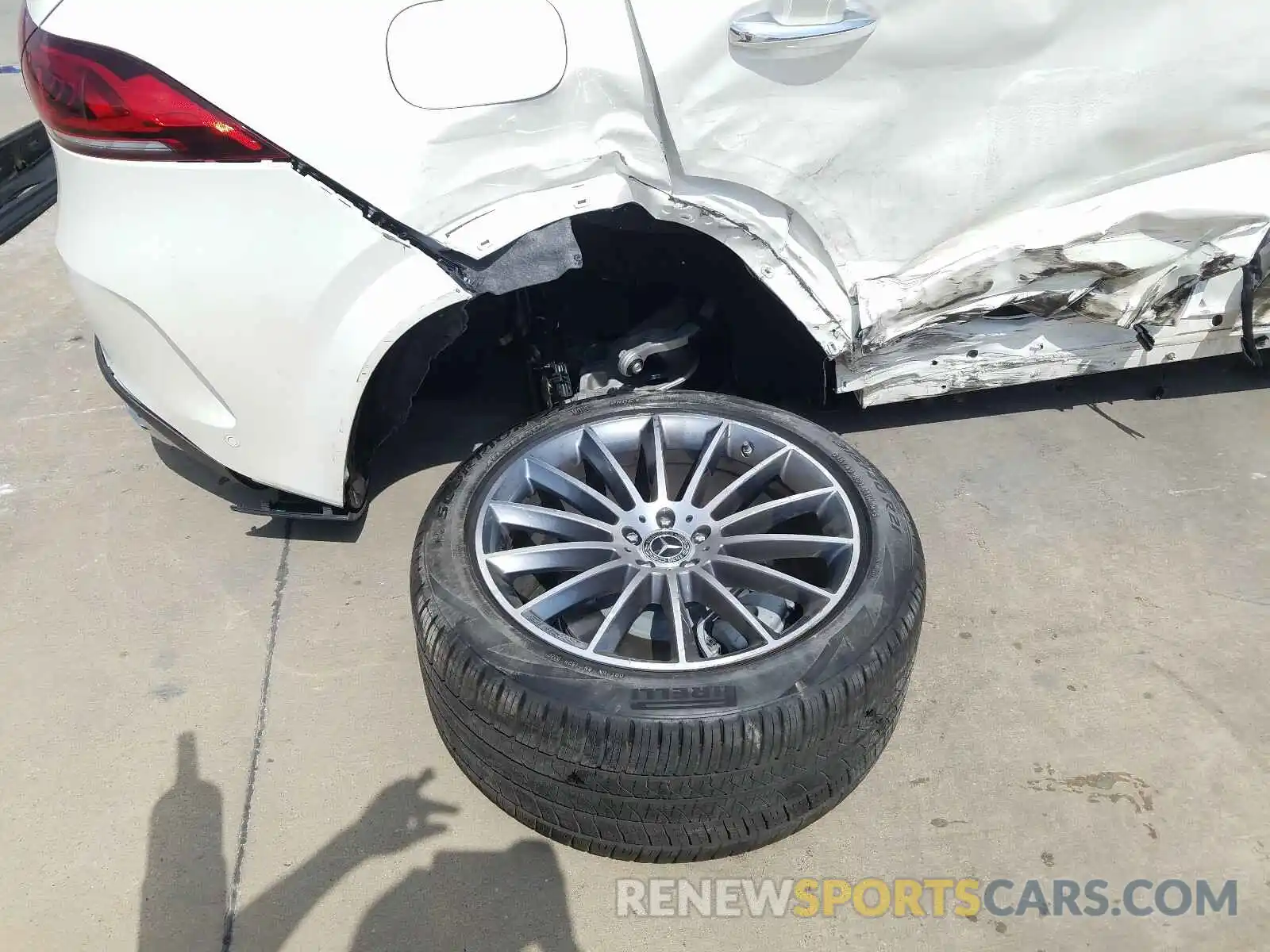 9 Photograph of a damaged car 4JGFB4JE0LA207066 MERCEDES-BENZ G CLASS 2020