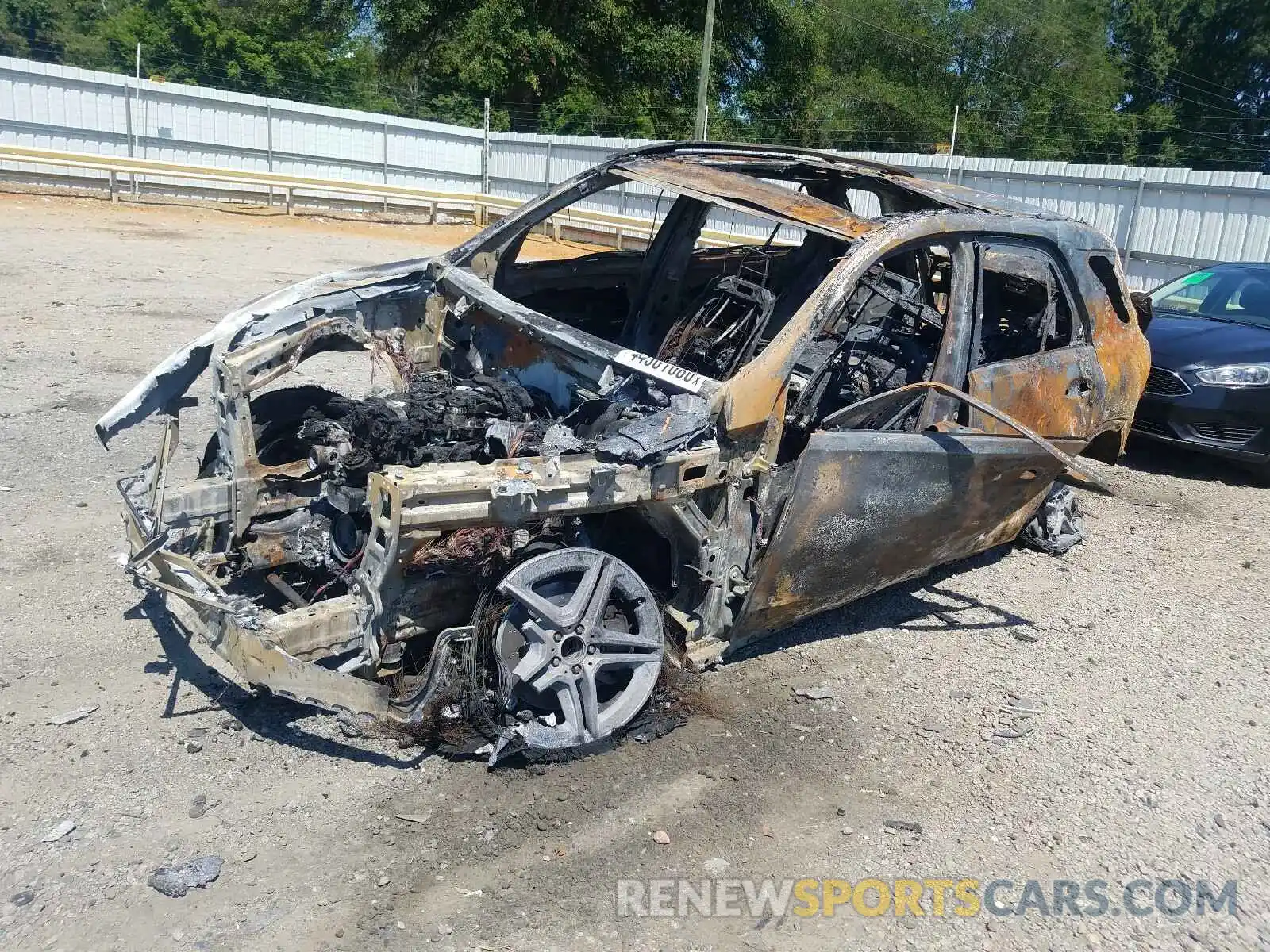 2 Photograph of a damaged car 4JGFB4KB3LA249090 MERCEDES-BENZ G CLASS 2020