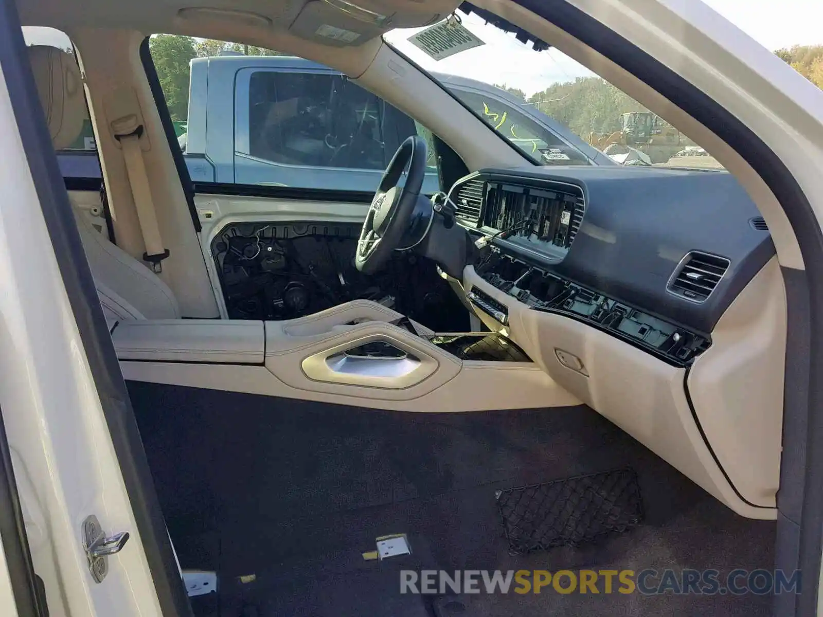 5 Photograph of a damaged car 4JGFB4KB5LA033242 MERCEDES-BENZ G CLASS 2020